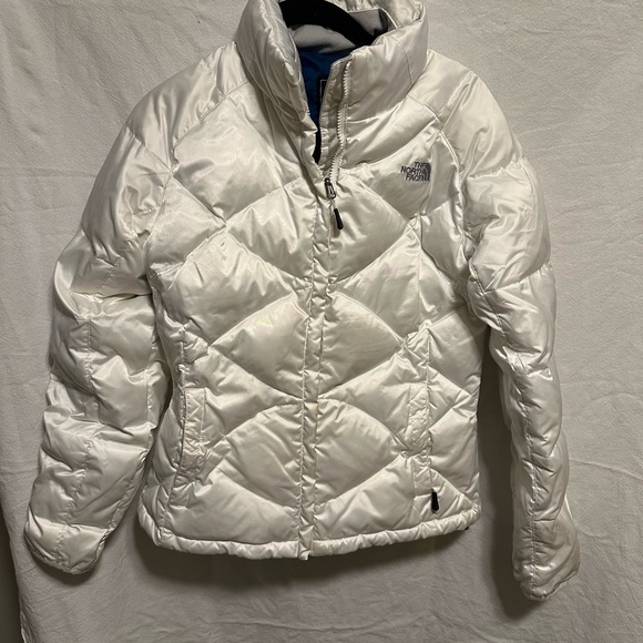 The North Face Jackets & Blazers - The North Face Women’s White Puffer Jacket Size M